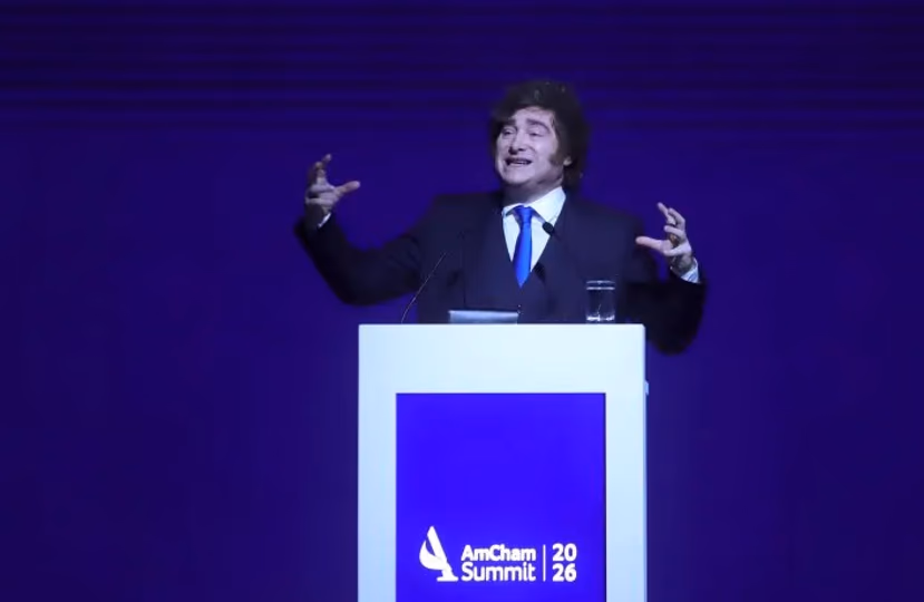 The Economist advirtió que Javier Milei está en “serios problemas” por la economía y los escándalos en su entorno